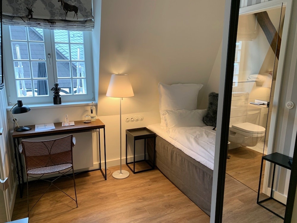 BUITERLING Hotel — 3