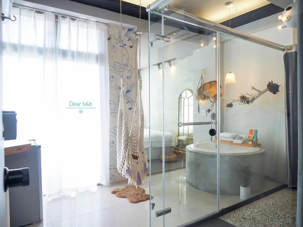 Standard Double room with balcony (full double bed)