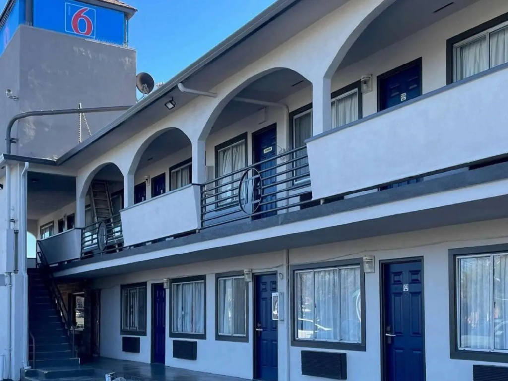 Civic Center Motel