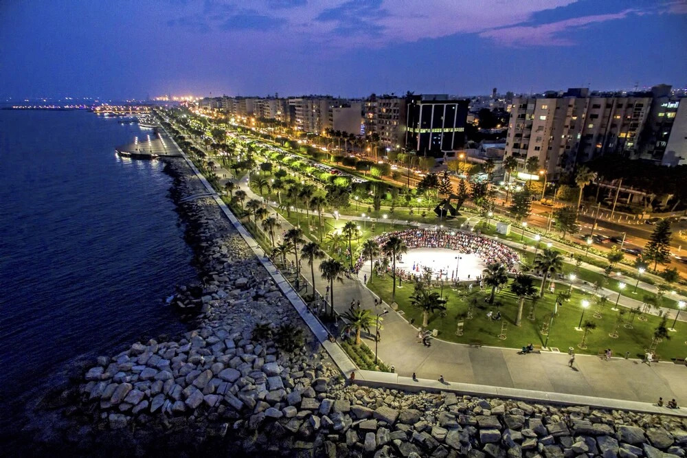 Beach & Waterfront