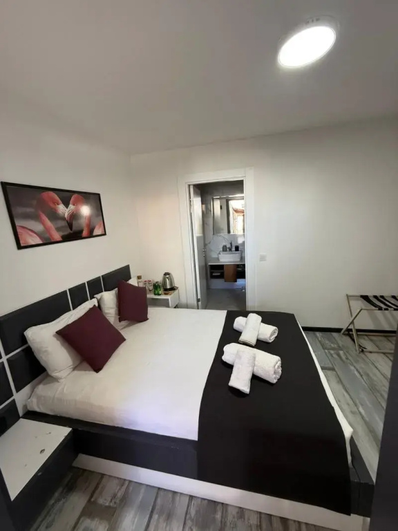 Standard Single Family room