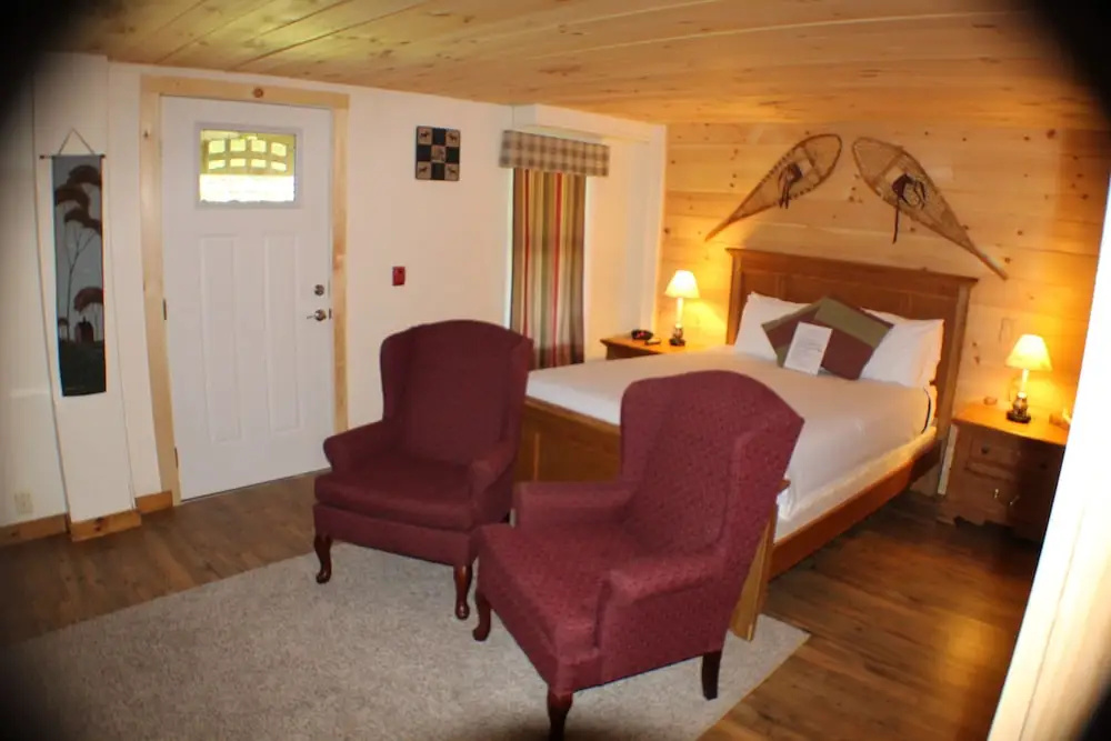 Superior Double room with balcony (full double bed)
