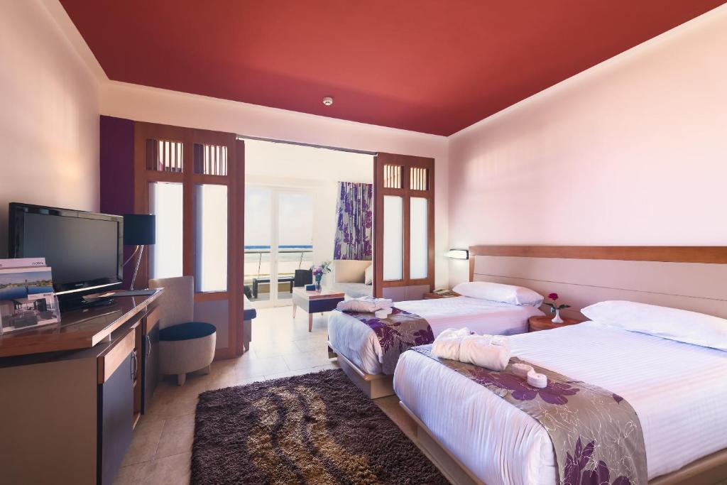 Семейный номер с видом на море в Barceló Tiran Sharm