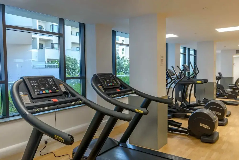 Luxury Modern Apartment With Exceptional Views! Hosted by Sweetstay - фото 20