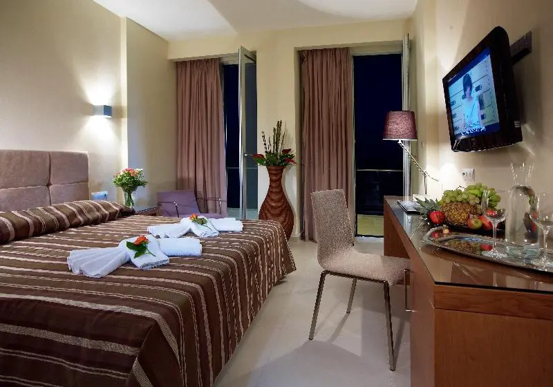 Standard Single room with balcony and with land view