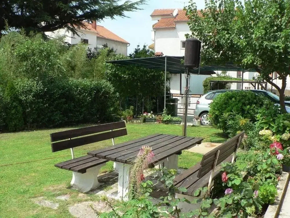 Vinko - 100m From Beach - B2