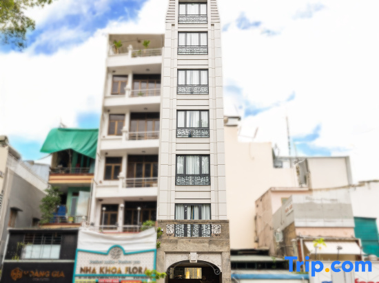 Sunflower Apartment - Suite by THC Group