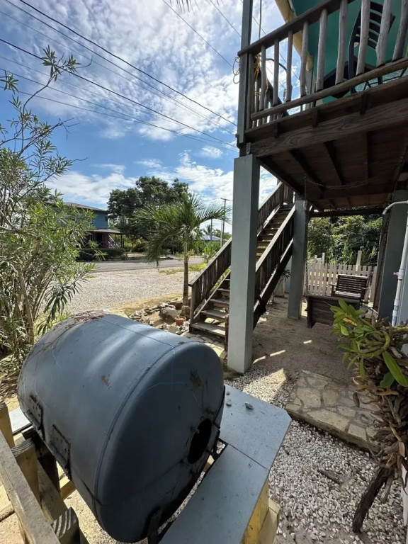 All Seasons Belize - Chambres