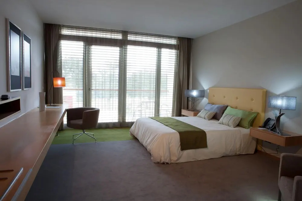Premium room