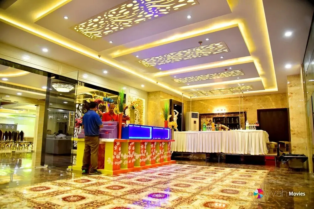 Hotel Arsh Palace