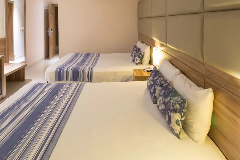Hotel Atlantico Praia - Chambres