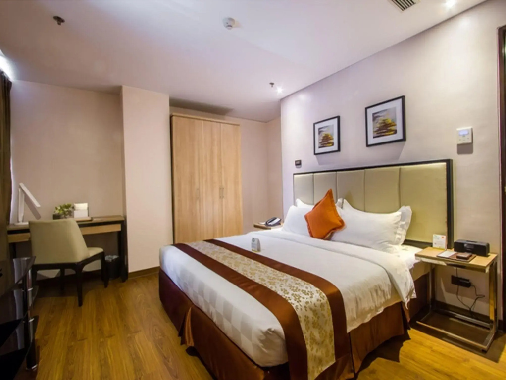 1 Bedroom Suite