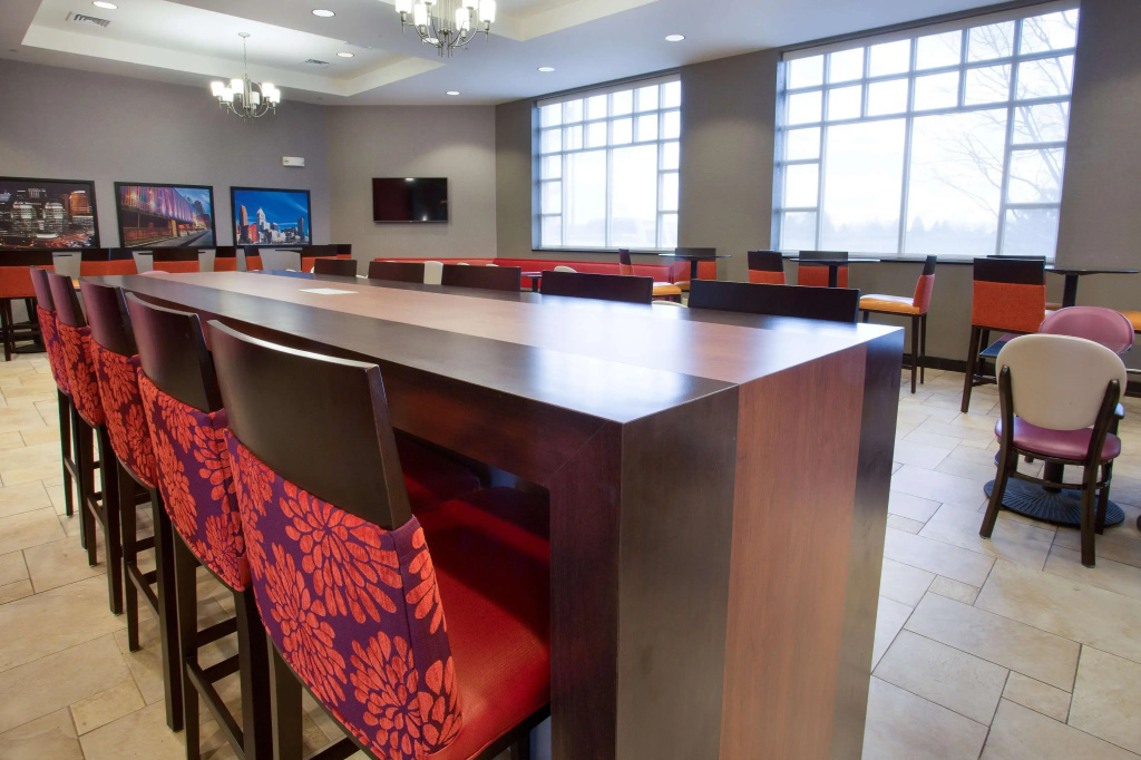 Drury Inn & Suites Cincinnati Sharonville - Général