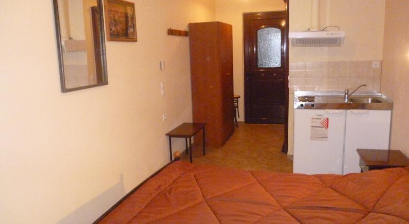 Vasiliki Tsironi Rooms - фото 3