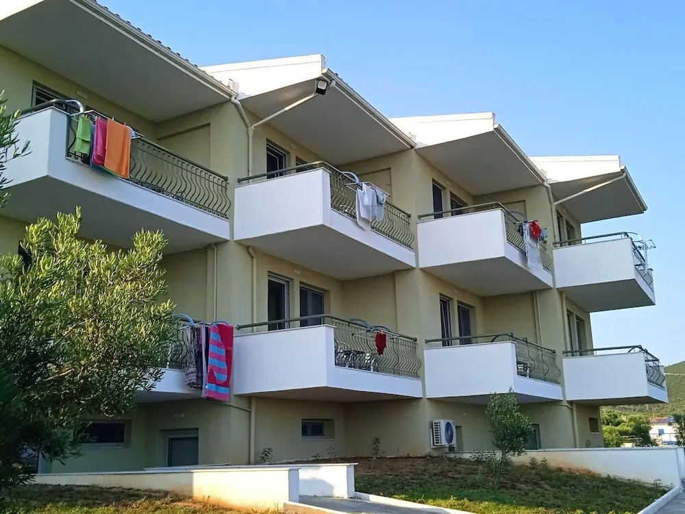 Apartment in Gerakini With Pool