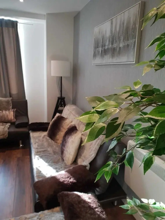 305 Dayus House — фото 6