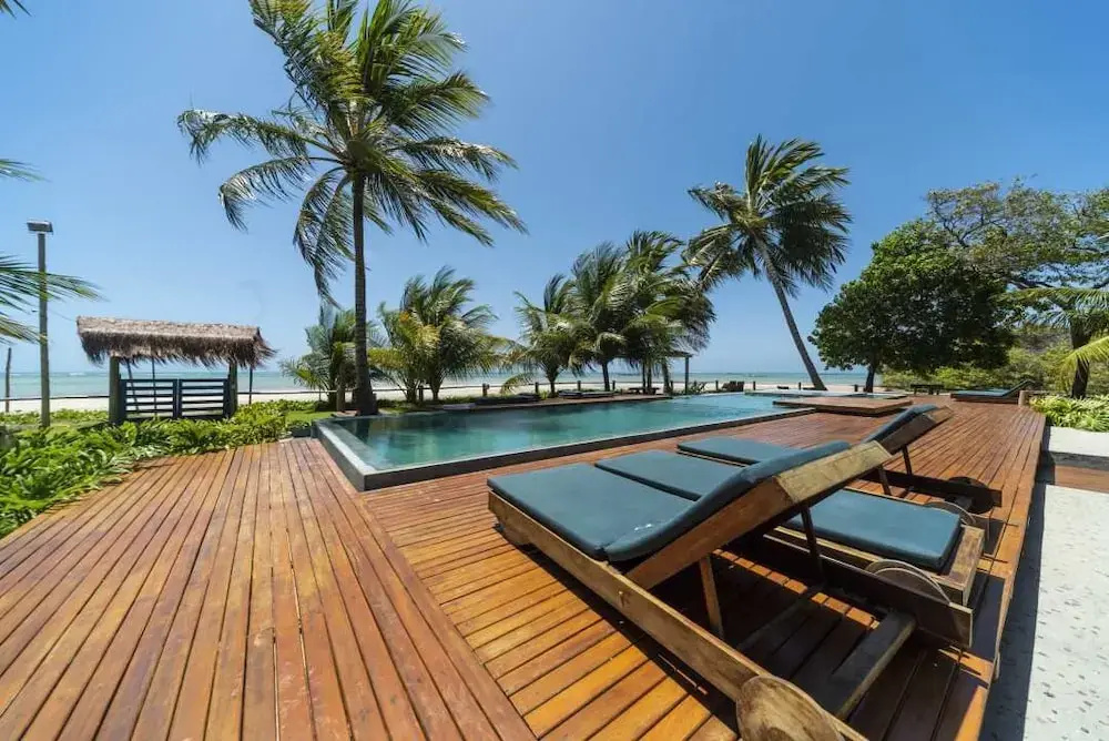Beach & Waterfront