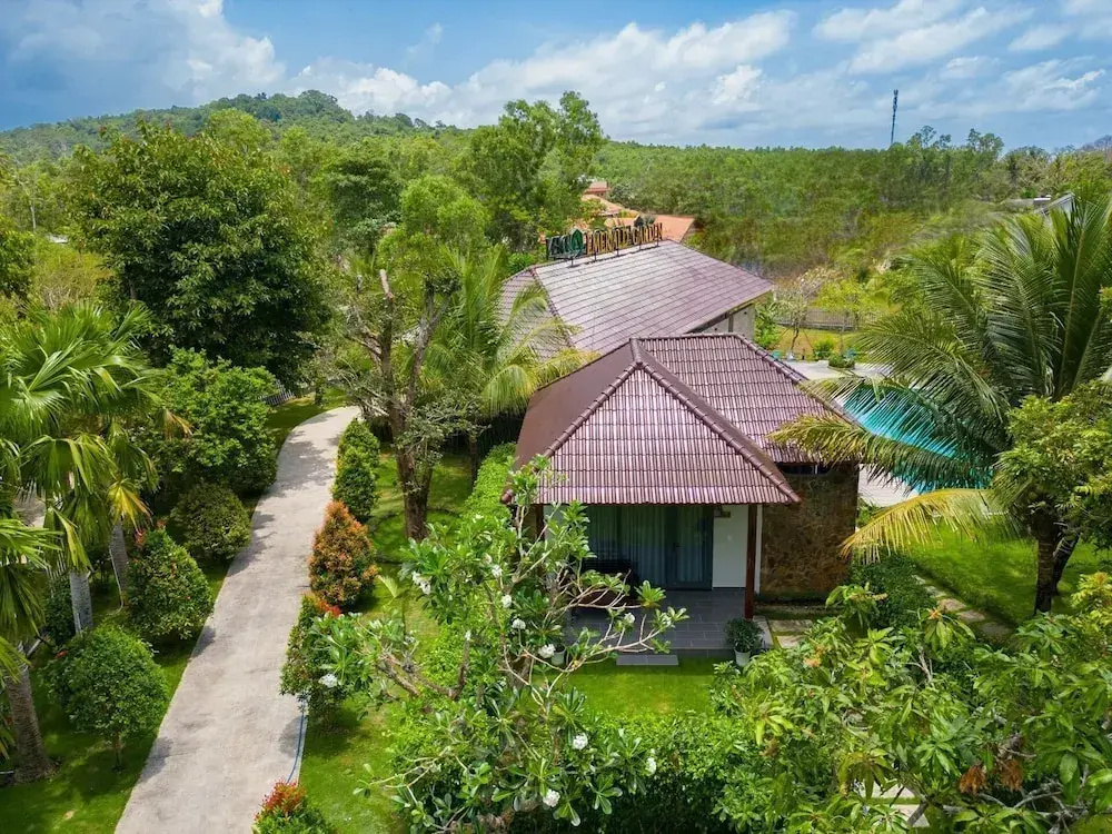 Emerald Garden Retreat