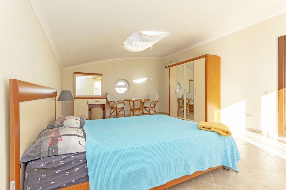 Paradise Town Villa Royal — 5