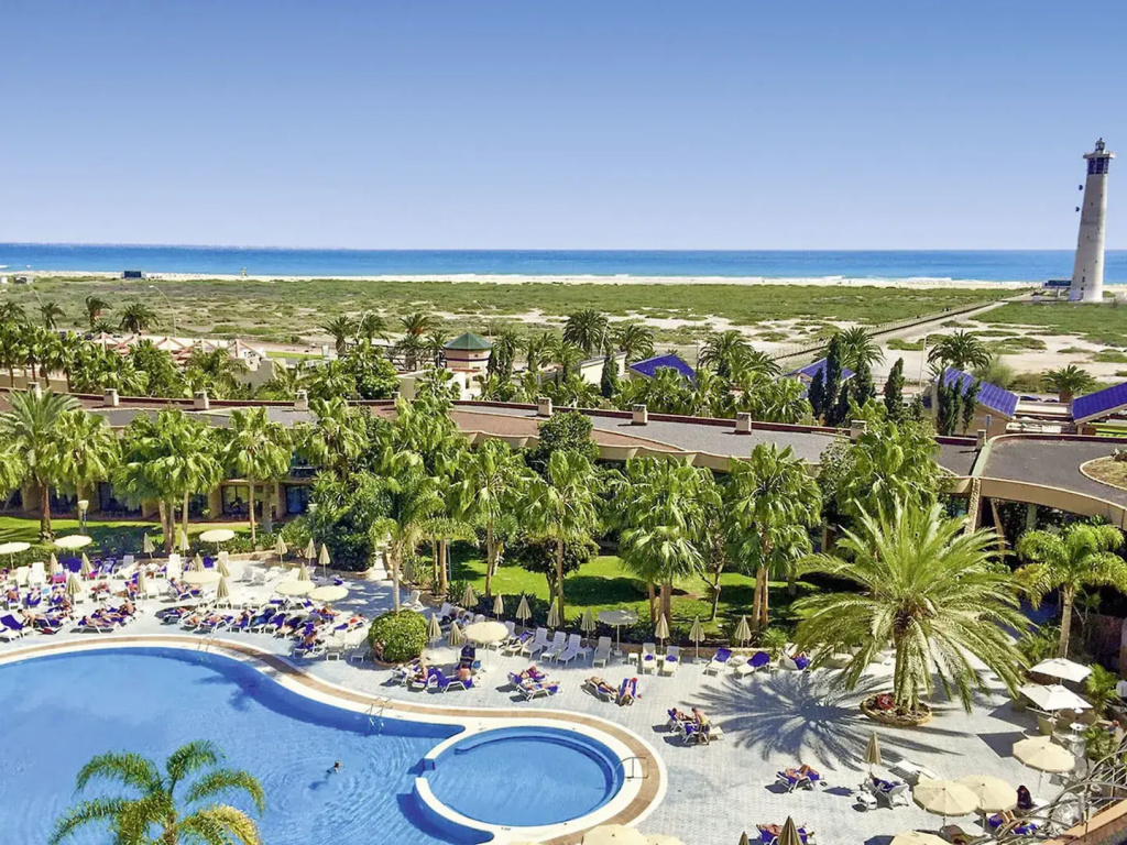 Beach & Waterfront