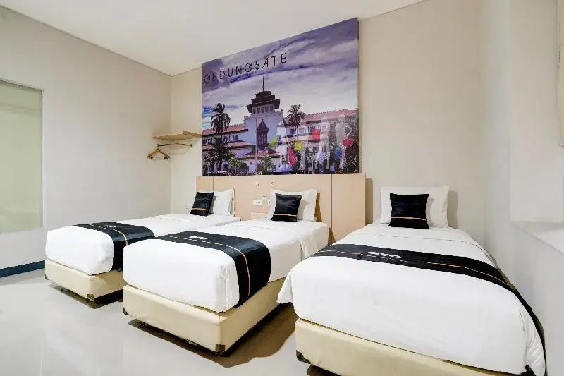 Townhouse Oak Cihampelas Near Ciwalk Formerly Promenade Hotel - Chambres