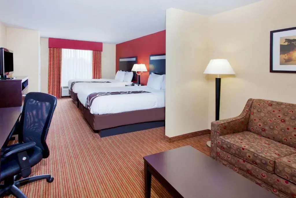 Quadruple Suite