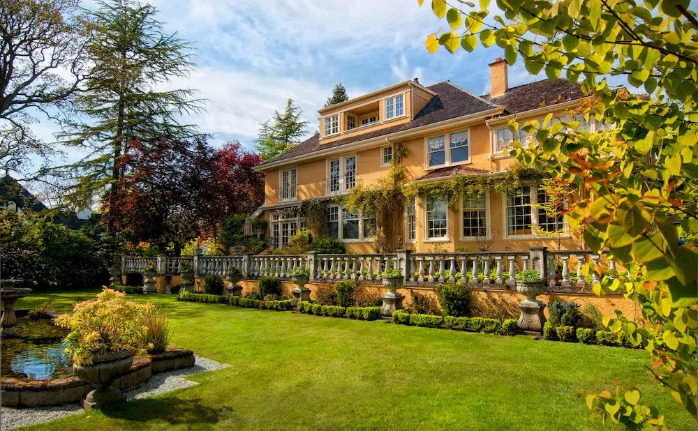 Villa Marco Polo Bed and Breakfast Inn