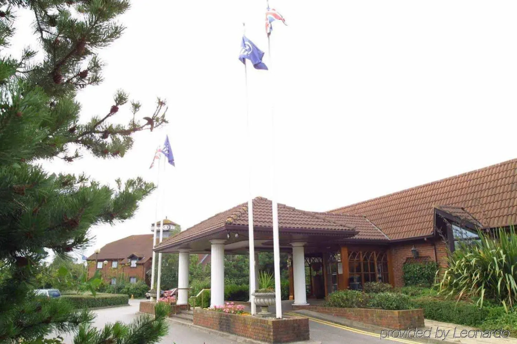 Premier Inn Newbury Town Centre South A339