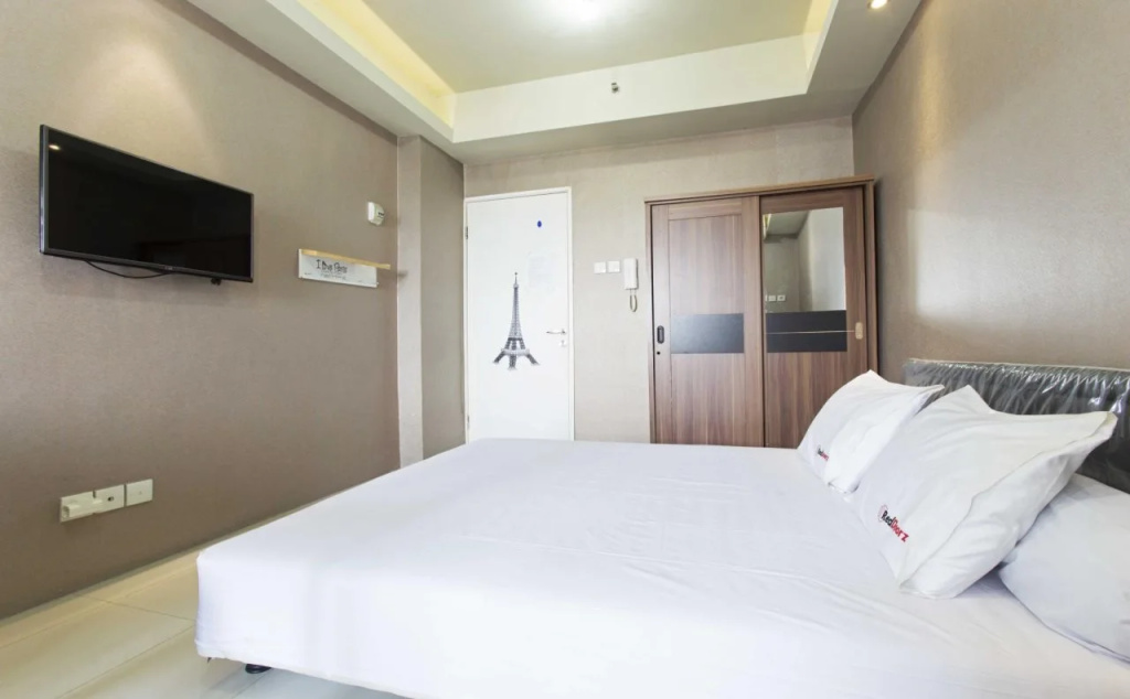 RedDoorz Apartment @ Pegangsaan Kelapa Gading 3