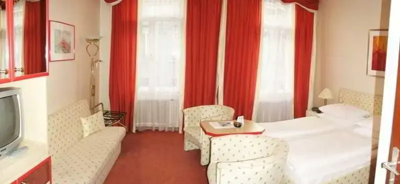 Hotel photo 26