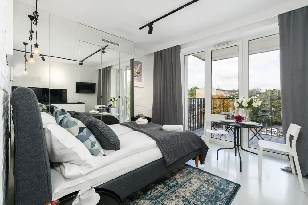 Studio Bukowska Poznan by Renters