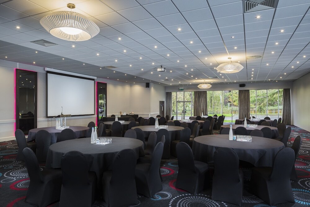Park Inn by Radisson Hotel, Northampton Town Centre - 12