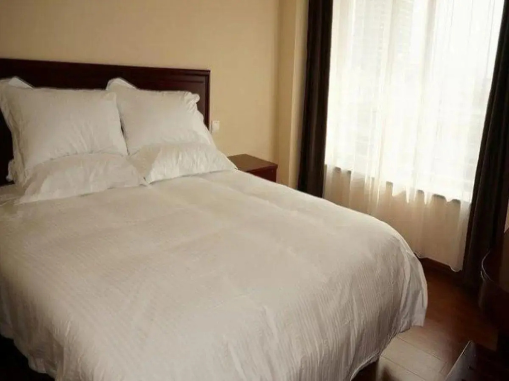 GreenTree Inn Shandong Zibo Railway Station Jinjing Avenue Business Hotel - Chambres
