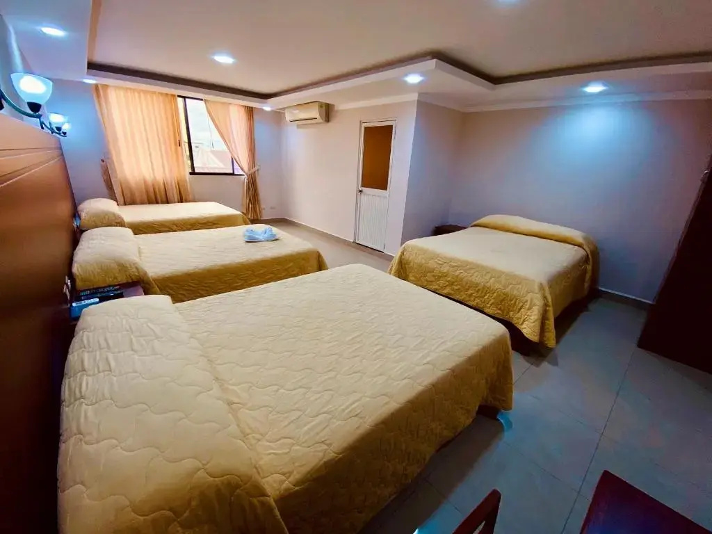 Standard Quadruple room