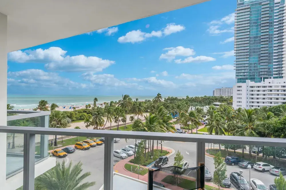 Luxurious Private Residences at W Hotel South Beach by LRMB