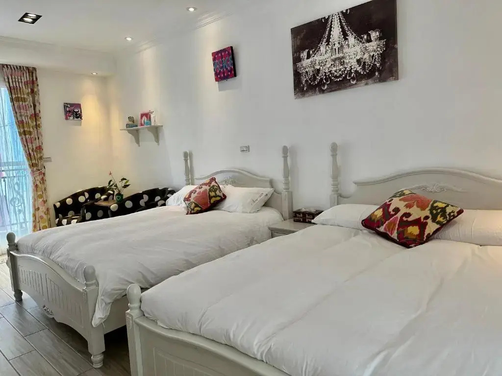 Standard Quadruple room with balcony