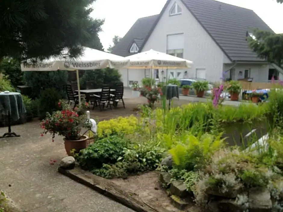 Fricks Hotel & Restaurant - фото 8