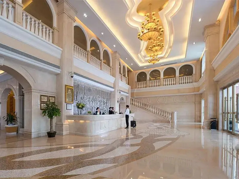 Vienna International Hotel (Shenzhen Wangzhong Cit