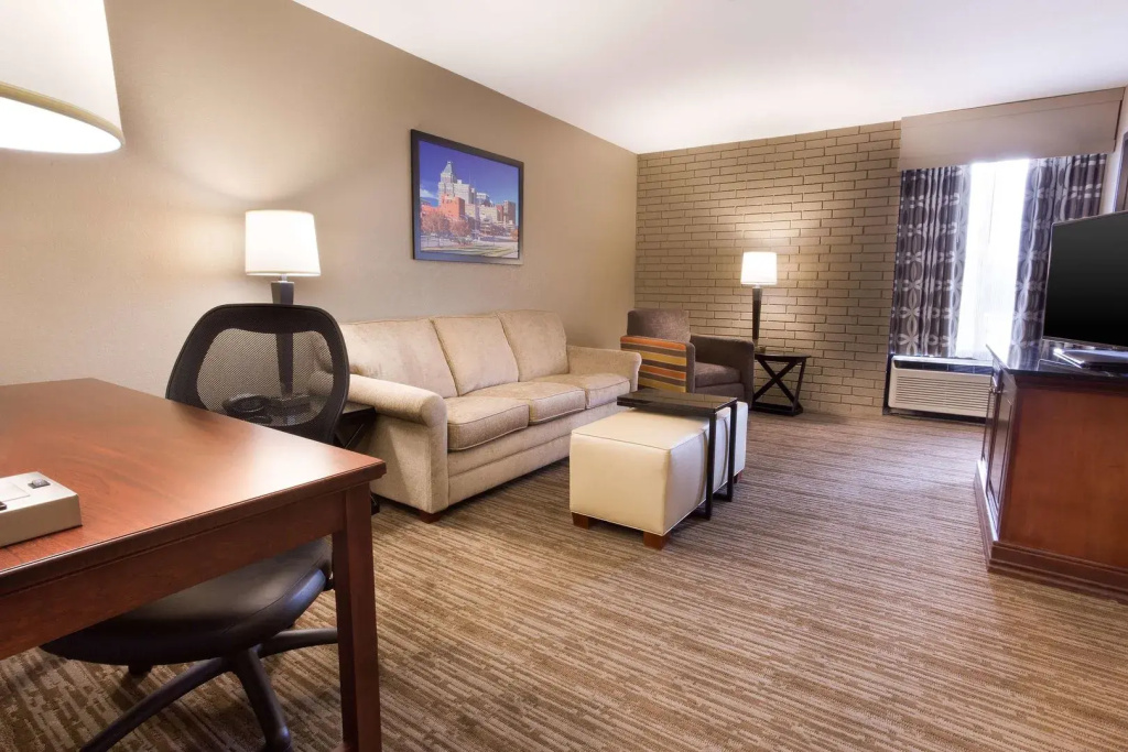 Drury Inn & Suites Greensboro - Général