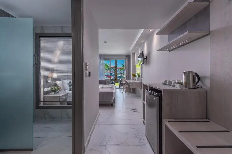 Dionysos Hotel & Suites - Chambres