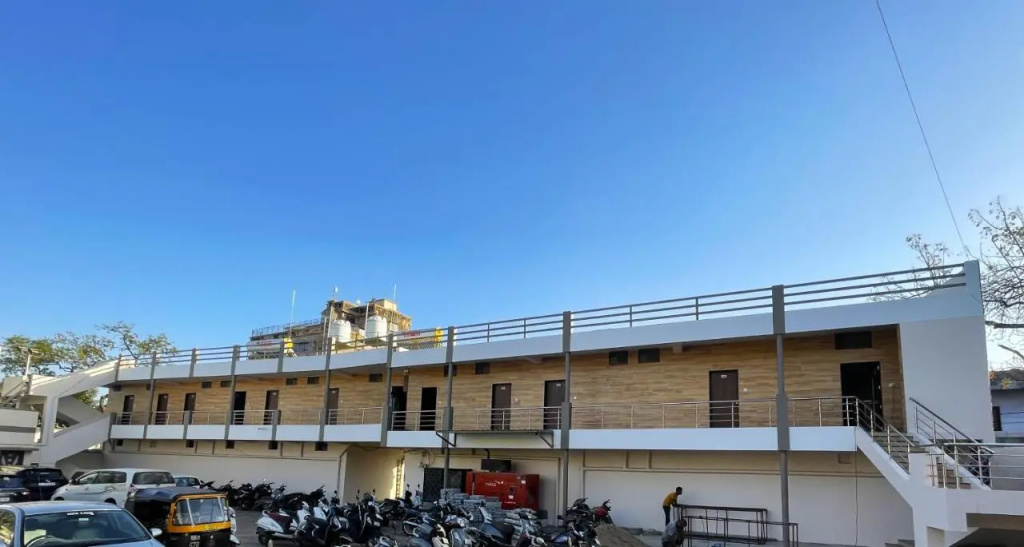 Stay Guru Hari Om Residency
