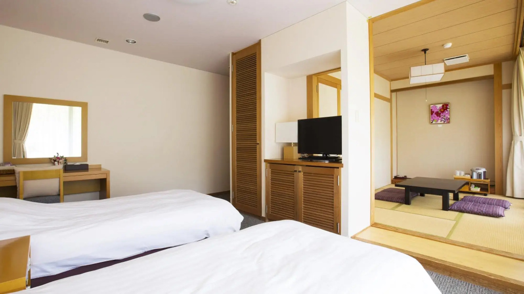 Hotel Tango Kingdom
