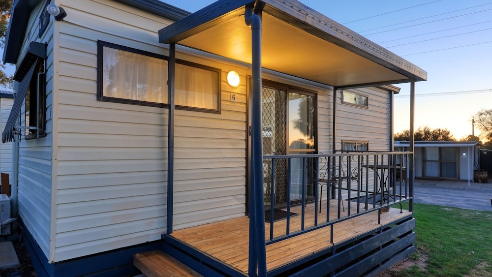 Lake Boga Caravan Park in Lake Boga