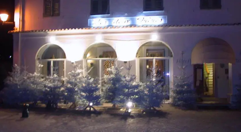 Hôtel Restaurant Les Deux Frères