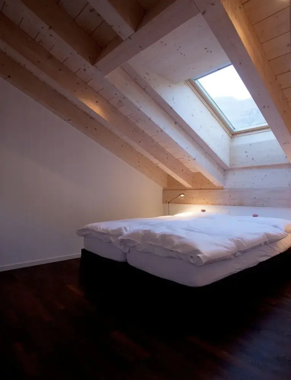 3 Bedrooms Penthouse Apartment