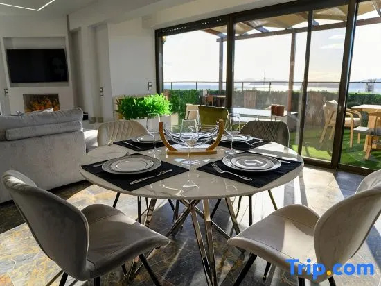 Exclusive 2 bed Luxury Panorama