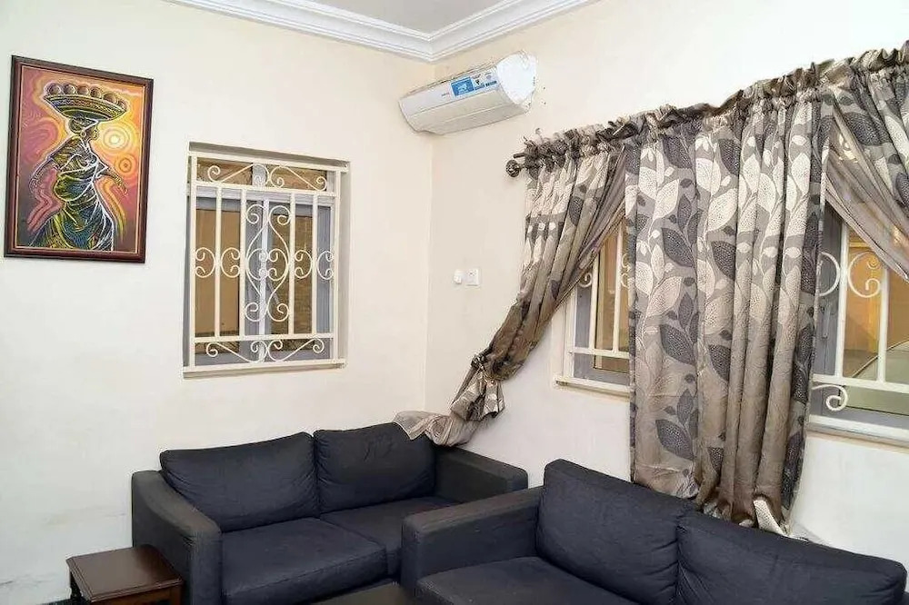 Kudina Luxury Apartments - фото 9