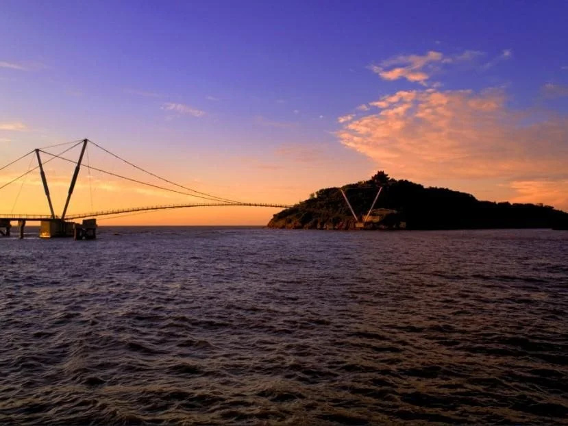 Beach & Waterfront