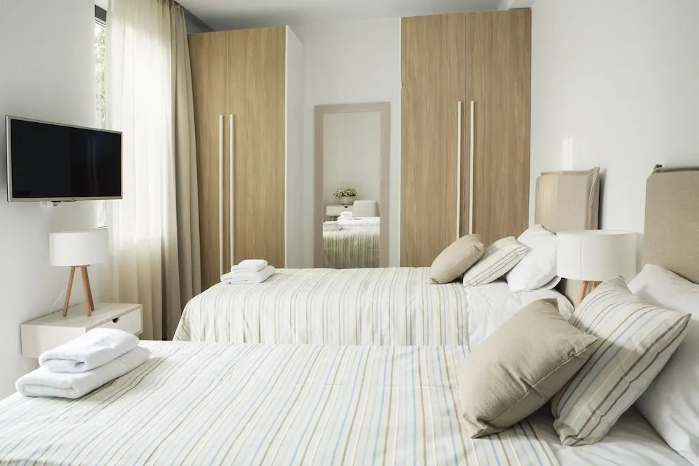 4 Bedrooms Villa with sea view
