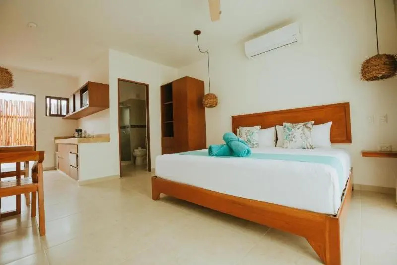 Deluxe Double room with pool view (full double bed)